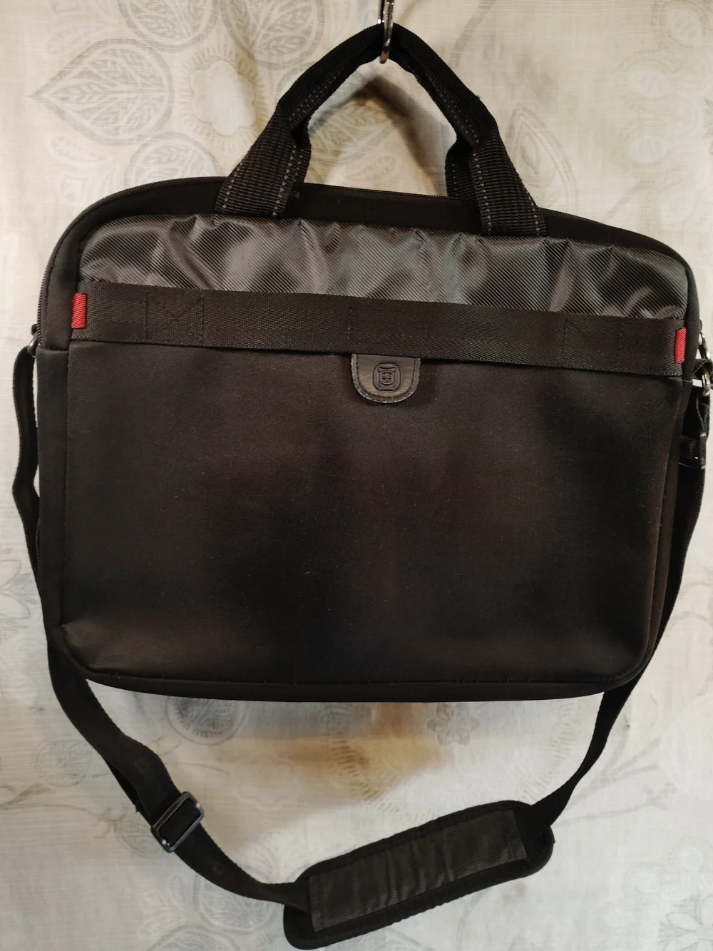 SwissGear Black Laptop/Messenger Bag/Briefcase Padded & Shoulder Strap